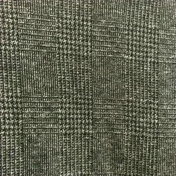 UNIQLO Gray Plaid Herringbone Fit and Flare Dress Stretch Size S 3/4 Sleeve - Picture 4 of 7